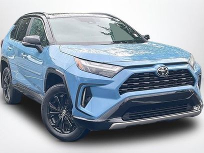 Used 2025 Toyota RAV4 XSE w/ Weather Package
