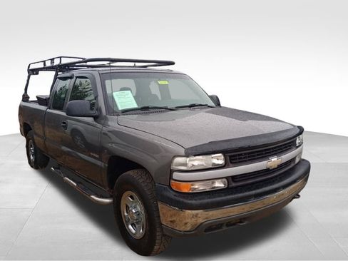 Used 2000 Chevrolet Silverado 1500 4x4 Extended Cab image 3