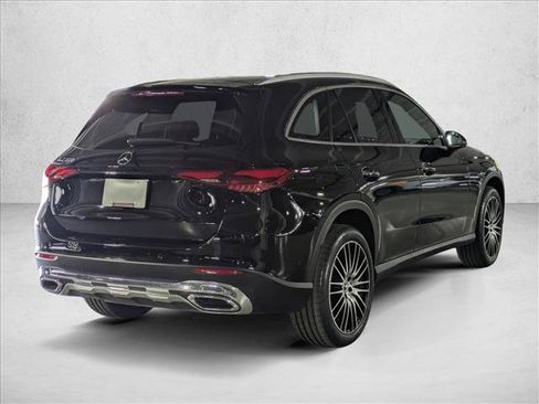 Certified 2025 Mercedes-Benz GLC 300 image 9