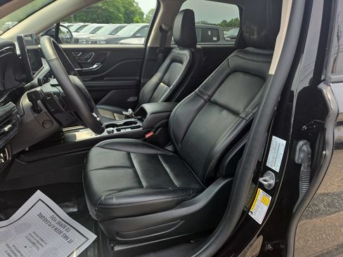 Used 2023 Lincoln Corsair AWD w/ Equipment Group 101A image 6
