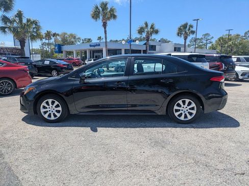 Used 2020 Toyota Corolla LE image 6