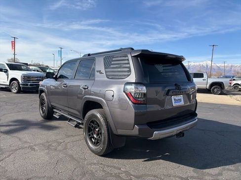 Used 2023 Toyota 4Runner TRD Off-Road Premium w/ Moonroof Package AWD/4WD image 8