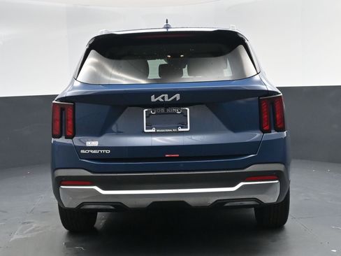 New 2026 Kia Sorento S image 13