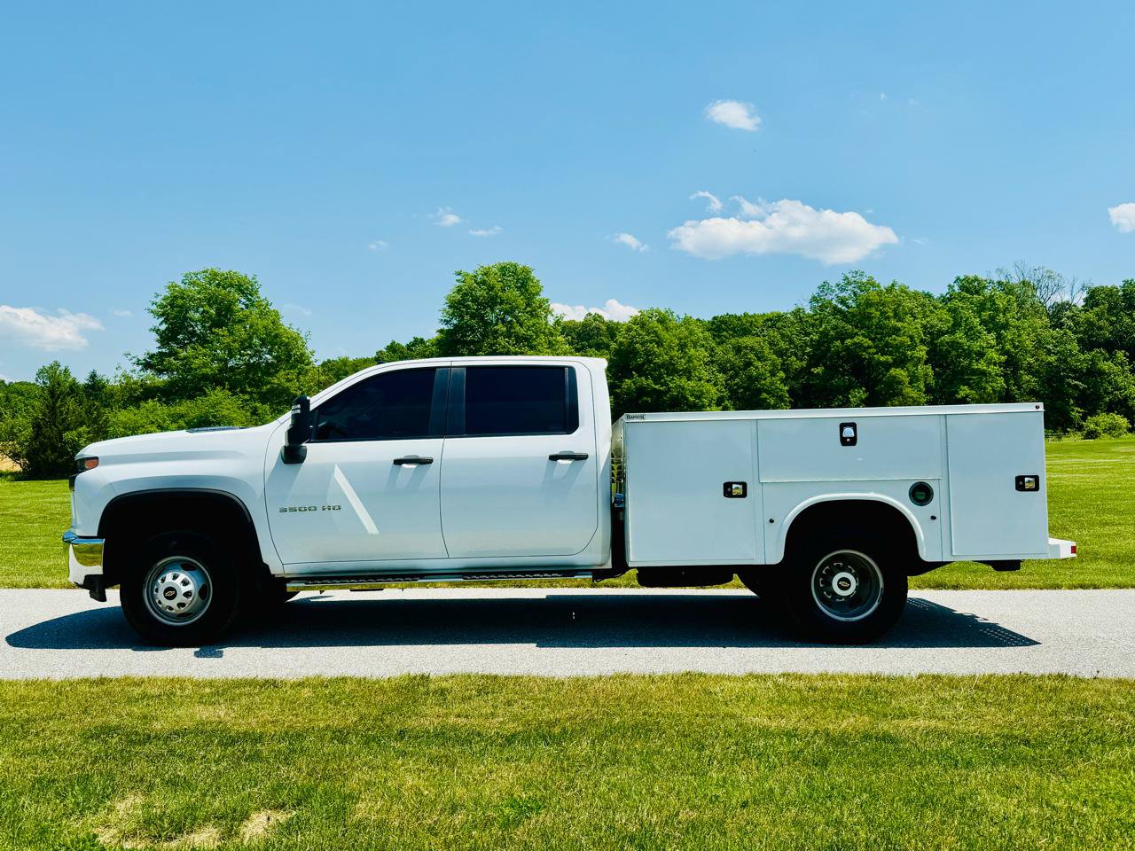 Used 2021 Chevrolet Silverado 3500 W/T w/ WT Convenience Package AWD/4WD image 3