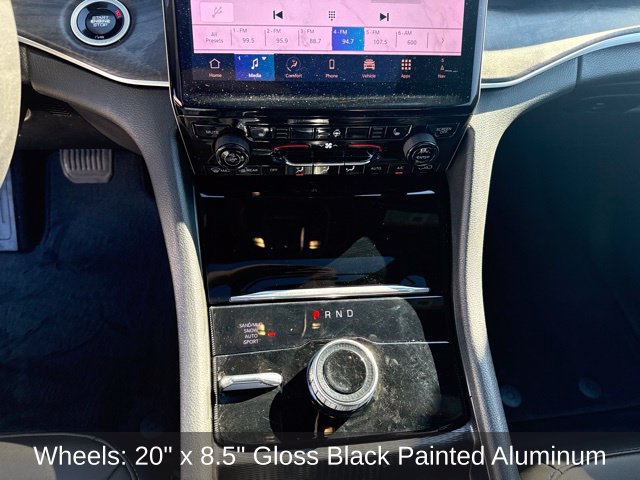 Used 2025 Jeep Grand Cherokee L Limited w/ Black Appearance Package AWD/4WD image 18