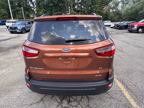 Used 2020 Ford EcoSport SE w/ SE Convenience Package AWD/4WD image 4