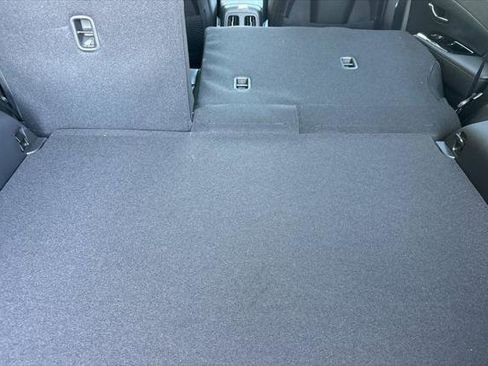 New 2025 Hyundai Tucson Limited image 12