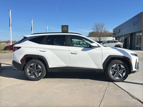 New 2026 Hyundai Tucson SEL image 7