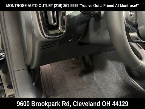 New 2026 Volvo XC40 B5 Plus w/ Protection Package Premier image 15