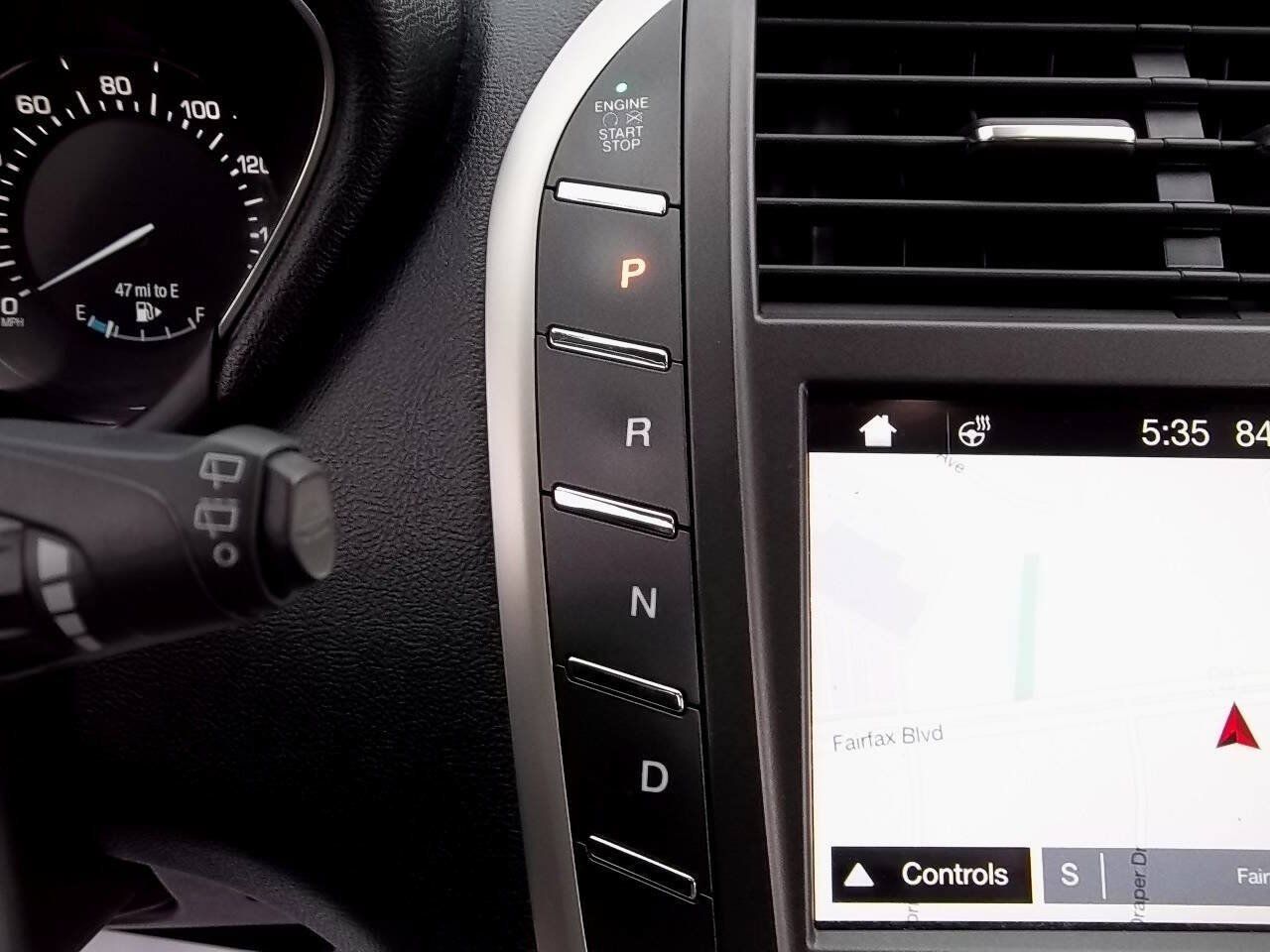 Used 2018 Lincoln MKC Select w/ Select Plus Package AWD/4WD image 25
