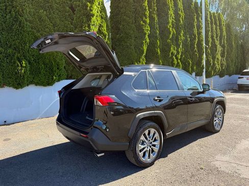 Certified 2025 Toyota RAV4 XLE Premium AWD/4WD image 10