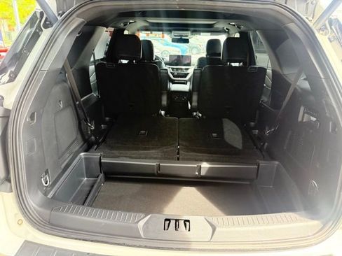 Used 2025 Ford Explorer ST w/ Sun And Sound Package AWD/4WD image 18