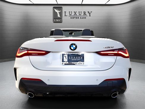Used 2021 BMW 430i Convertible image 11