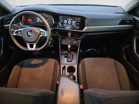 Used 2019 Volkswagen Jetta S image 16