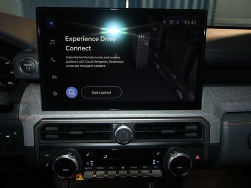 Used 2025 Toyota 4Runner Trailhunter image 19