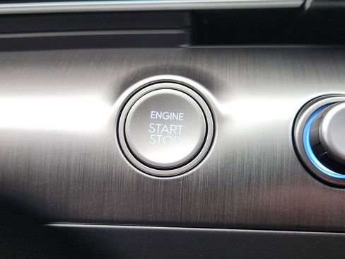 New 2026 Hyundai Kona SE image 16