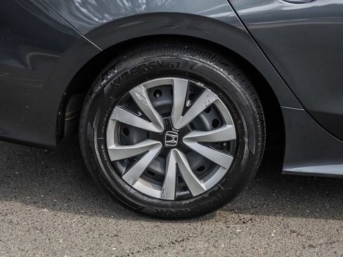 Used 2024 Honda Civic LX image 9