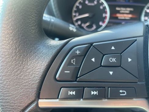 Used 2023 Nissan Sentra SV image 19