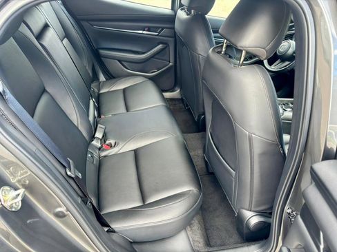 Used 2023 MAZDA MAZDA3 s image 15