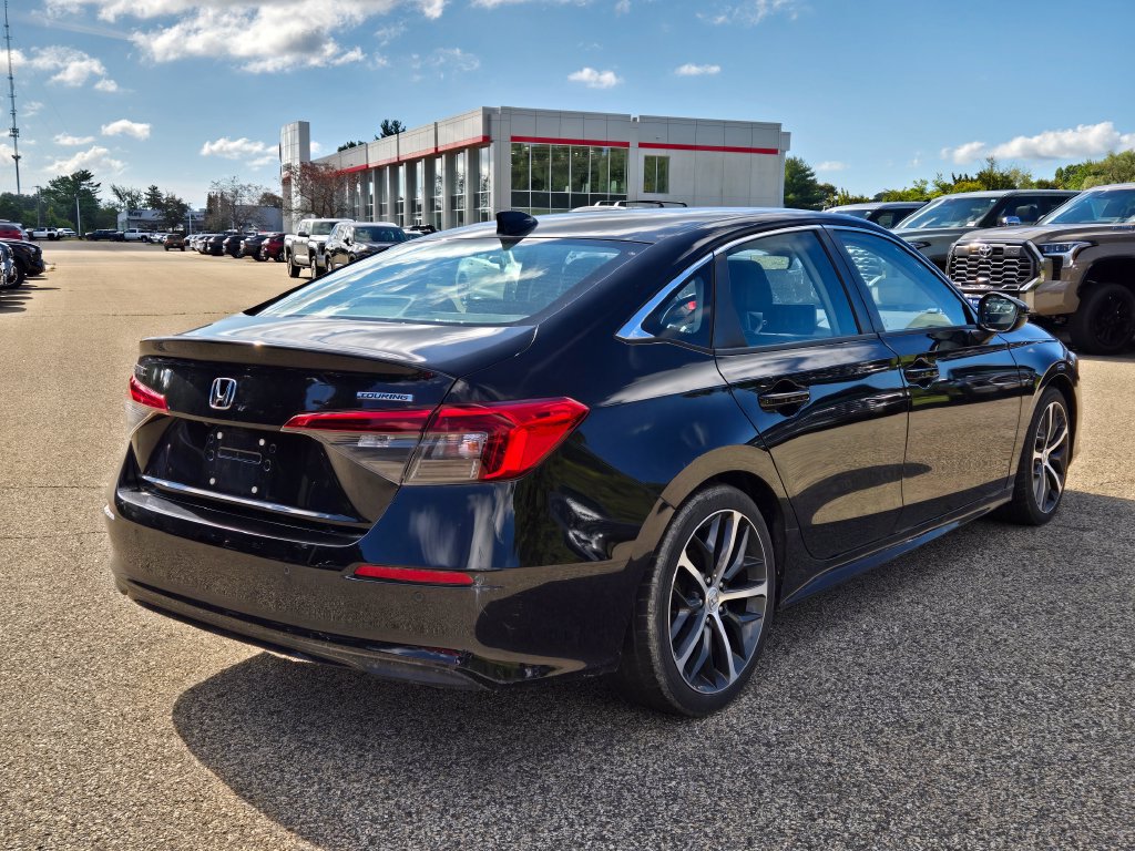 Used 2022 Honda Civic Touring image 6