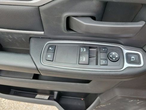 New 2024 RAM 5500 Tradesman image 18