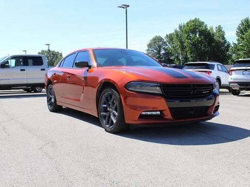 Used 2023 Dodge Charger SXT w/ Plus Group RWD image 7