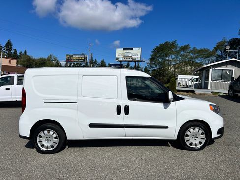 Used 2020 RAM ProMaster City Tradesman SLT image 8