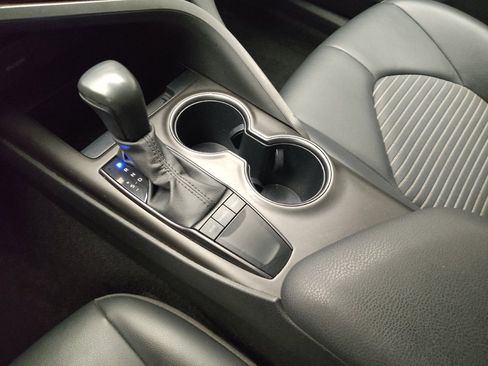 Used 2023 Toyota Camry SE image 26