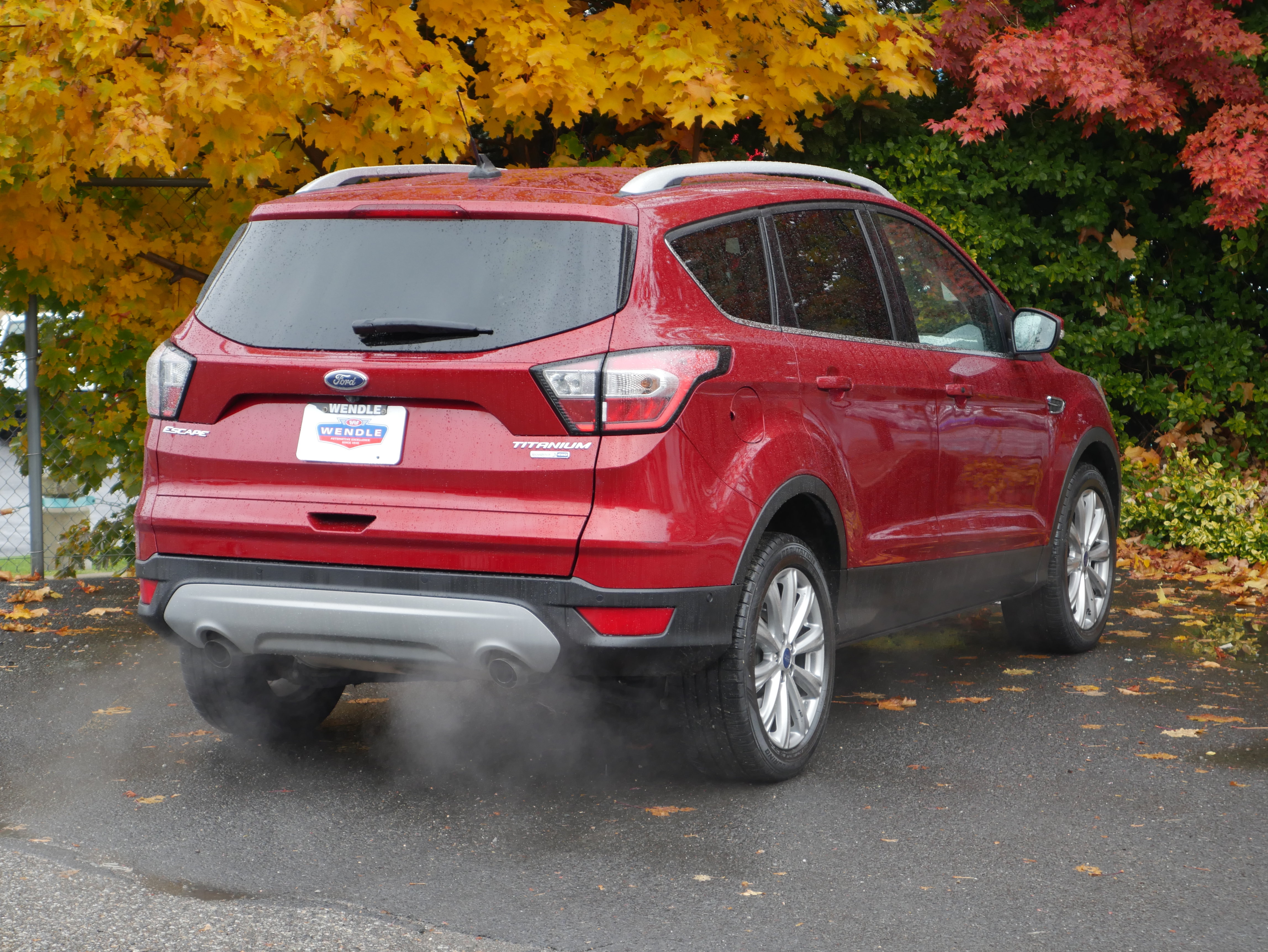 Used 2018 Ford Escape Titanium w/ Ford Safe & Smart Package AWD/4WD image 22