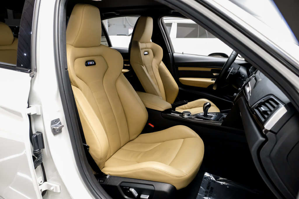 Used 2018 BMW M3 RWD image 33