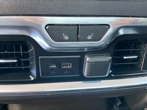 Used 2019 GMC Sierra 1500 SLT RWD image 31