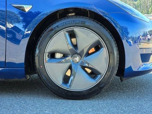 Used 2020 Tesla Model 3 Standard Range Plus image 35
