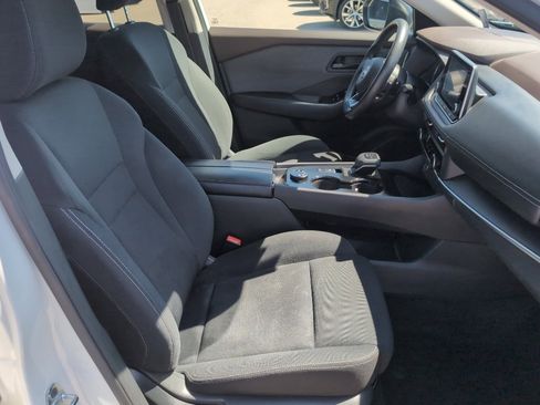 Used 2023 Nissan Rogue S AWD/4WD image 21