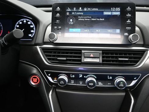 Used 2019 Honda Accord Sport image 28