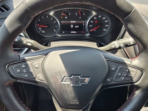Used 2023 Chevrolet Equinox RS FWD image 20