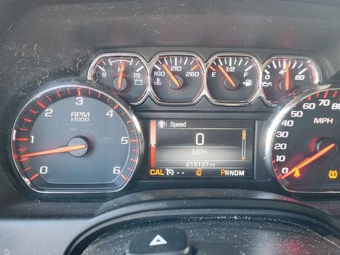 Used 2016 GMC Yukon XL SLE AWD/4WD image 4