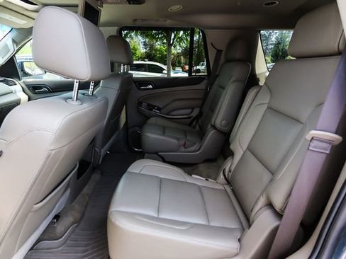 Used 2019 GMC Yukon SLT w/ Open Road Package image 39