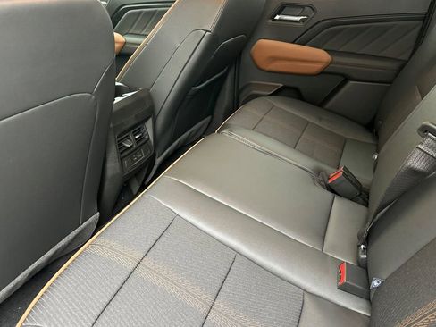 New 2026 GMC Canyon AT4 w/ Nightfall Edition AWD/4WD image 9