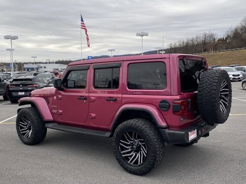 Used 2022 Jeep Wrangler Unlimited Sahara w/ LED Lighting Group image 3