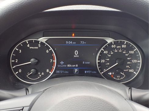 Used 2025 Nissan Altima 2.5 SV FWD image 18