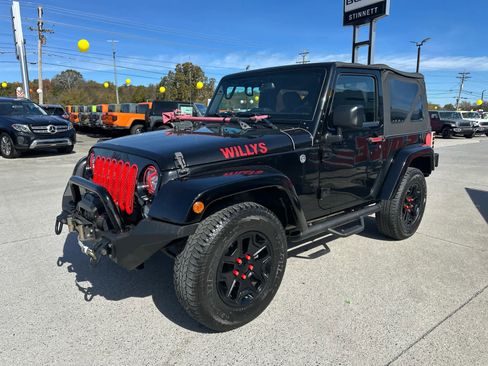 Used 2017 Jeep Wrangler Sport image 1