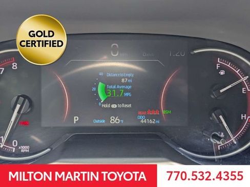 Certified 2025 Toyota RAV4 XLE FWD image 23