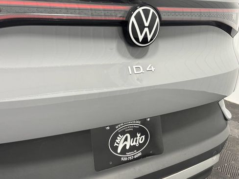 Used 2021 Volkswagen ID.4 Pro S w/ Gradient Package image 8