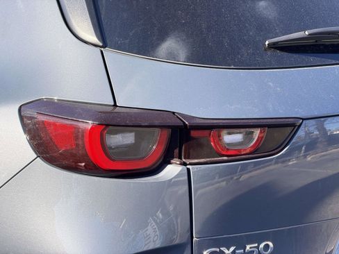 Used 2025 MAZDA CX-50 AWD 2.5 S w/ Preferred Package image 11