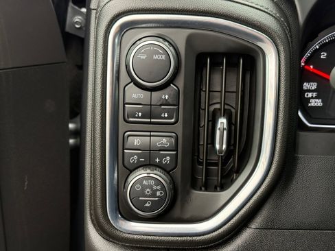 Used 2022 Chevrolet Silverado 1500 LT Trail Boss w/ LT Trail Boss Premium Package image 28