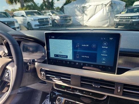 New 2026 Lincoln Corsair Premiere FWD image 24