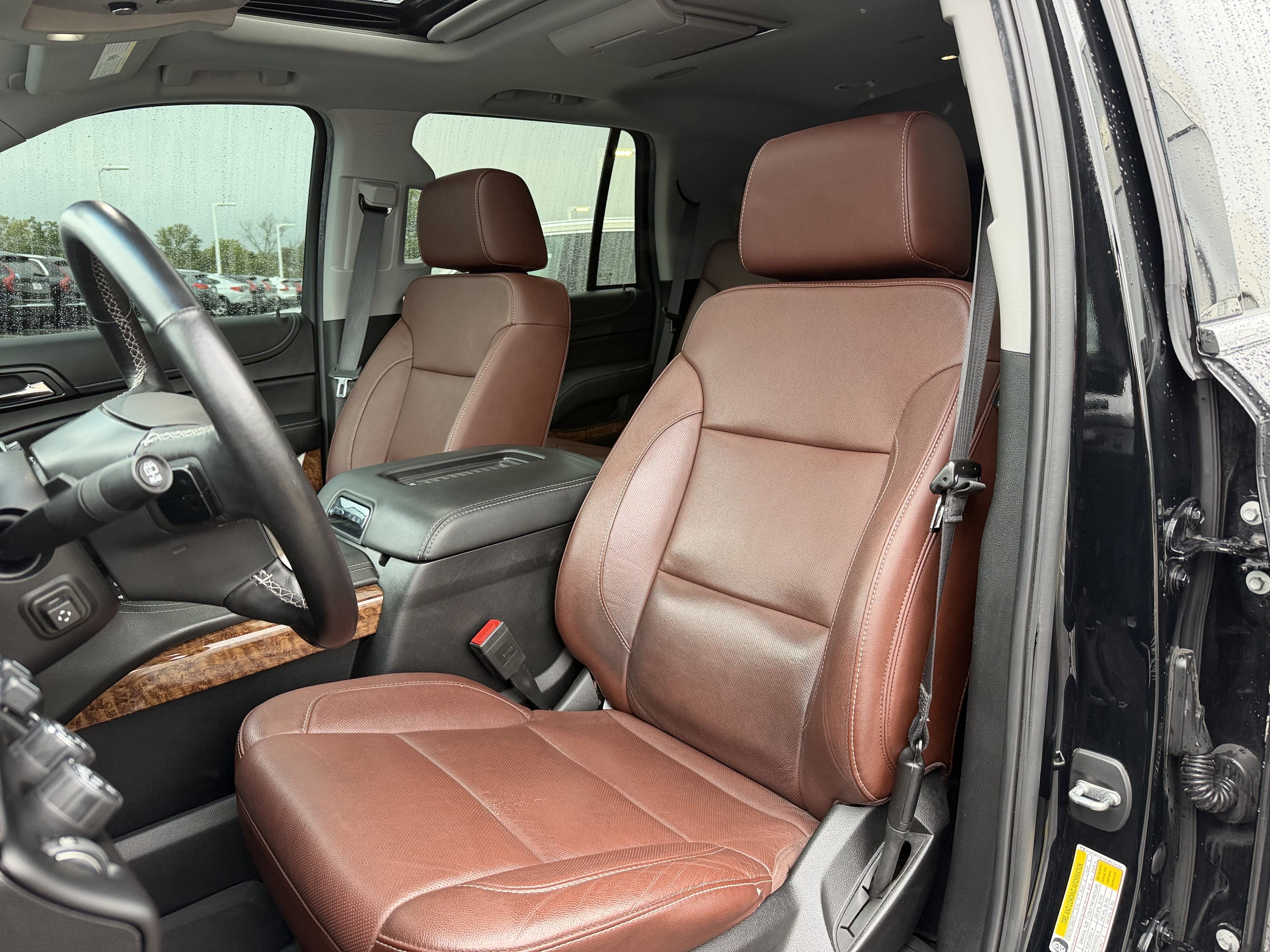Used 2020 Chevrolet Tahoe Premier w/ Premier Plus Edition AWD/4WD image 8