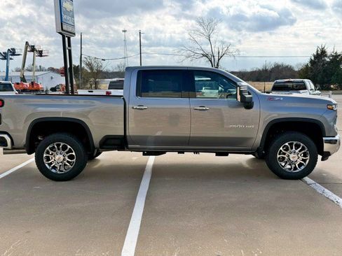 New 2026 Chevrolet Silverado 2500 LTZ w/ LTZ Premium Package image 6