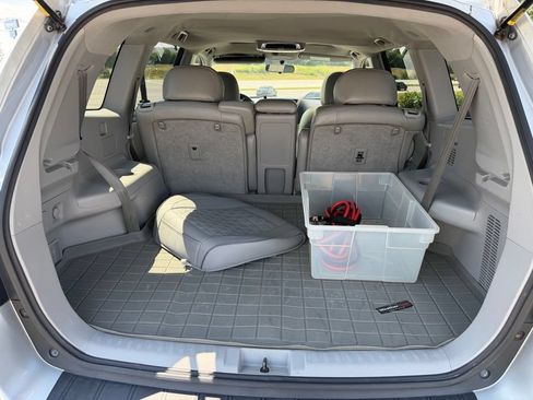 Used 2008 Toyota Highlander 4WD Hybrid w/ Popular Pkg image 9