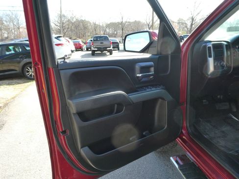 Used 2018 Chevrolet Silverado 1500 LT w/ All Star Edition image 11